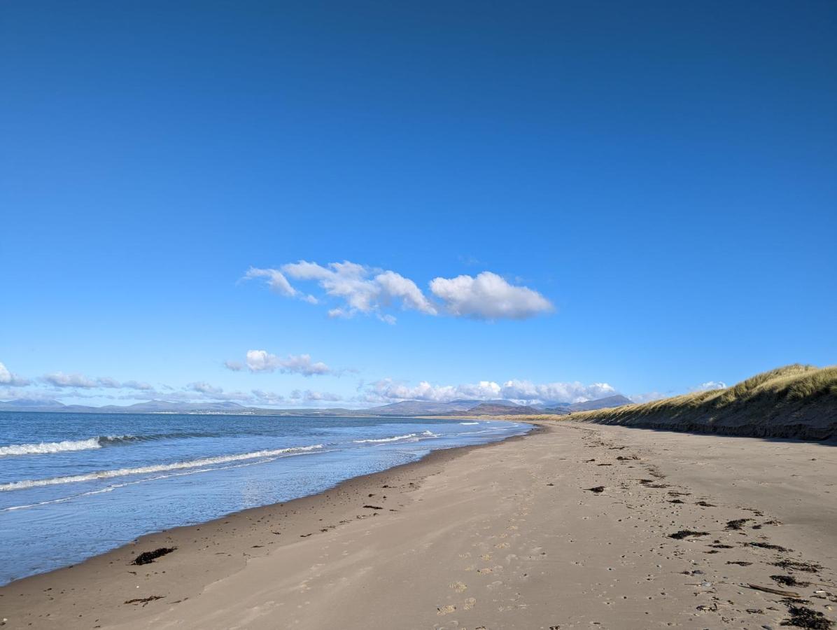 Cosy, Coastal Cottage In Snowdonia Harlech Luaran gambar